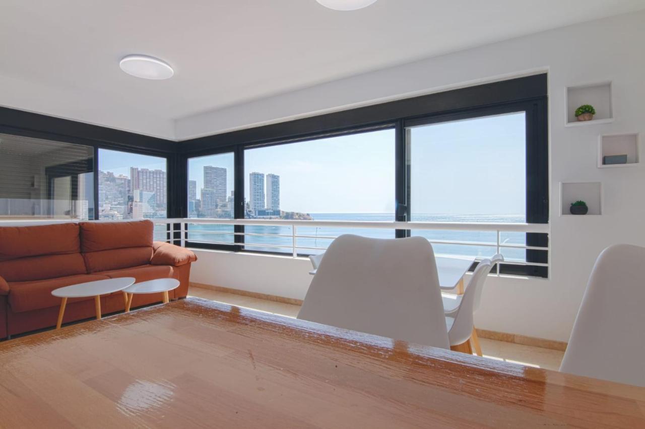 Luminoso Apartamento En Primera Linea De Playa Benidorm Kültér fotó